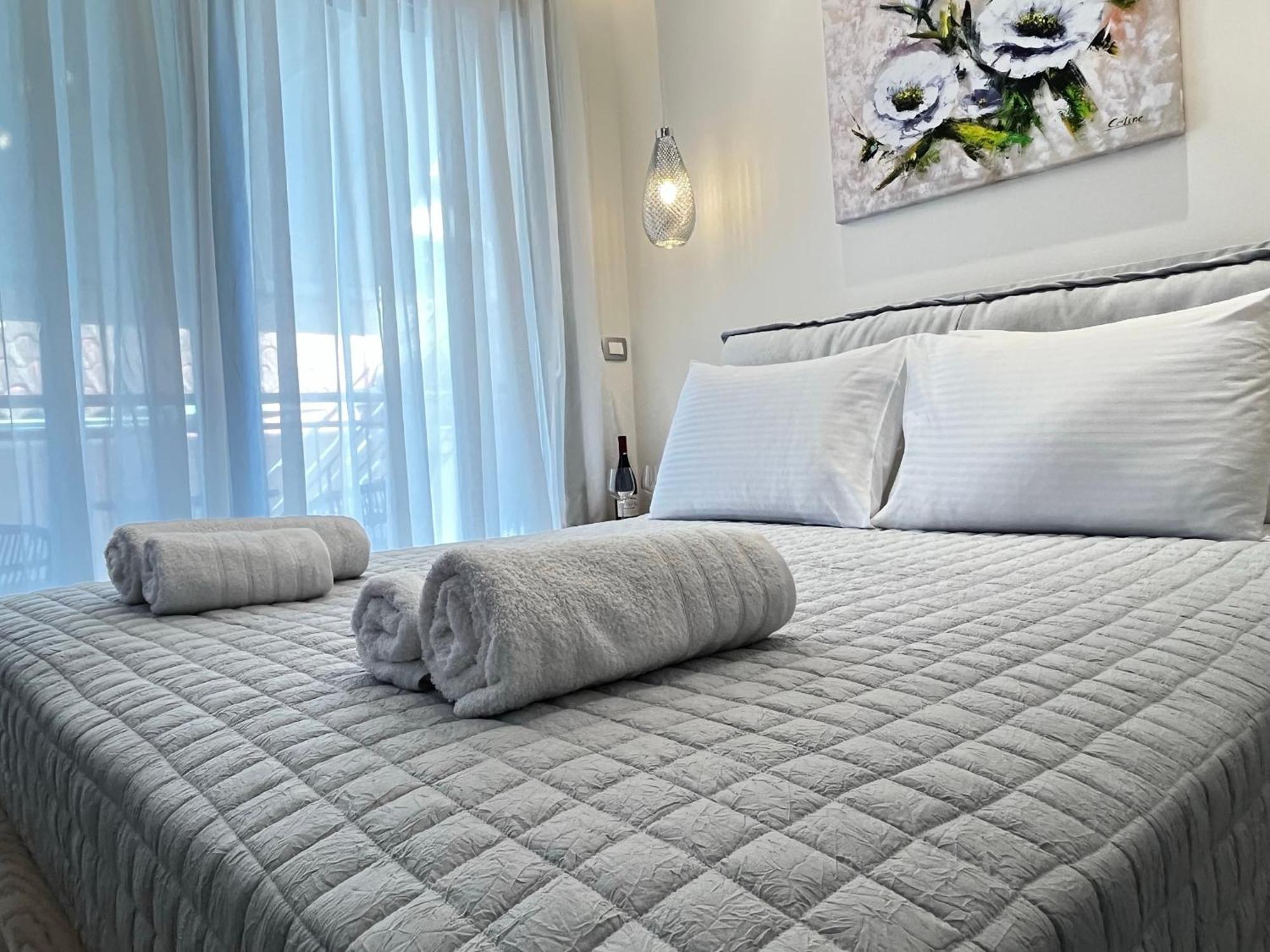 Maison Deluxe Studios And Apartment Parga Eksteriør billede