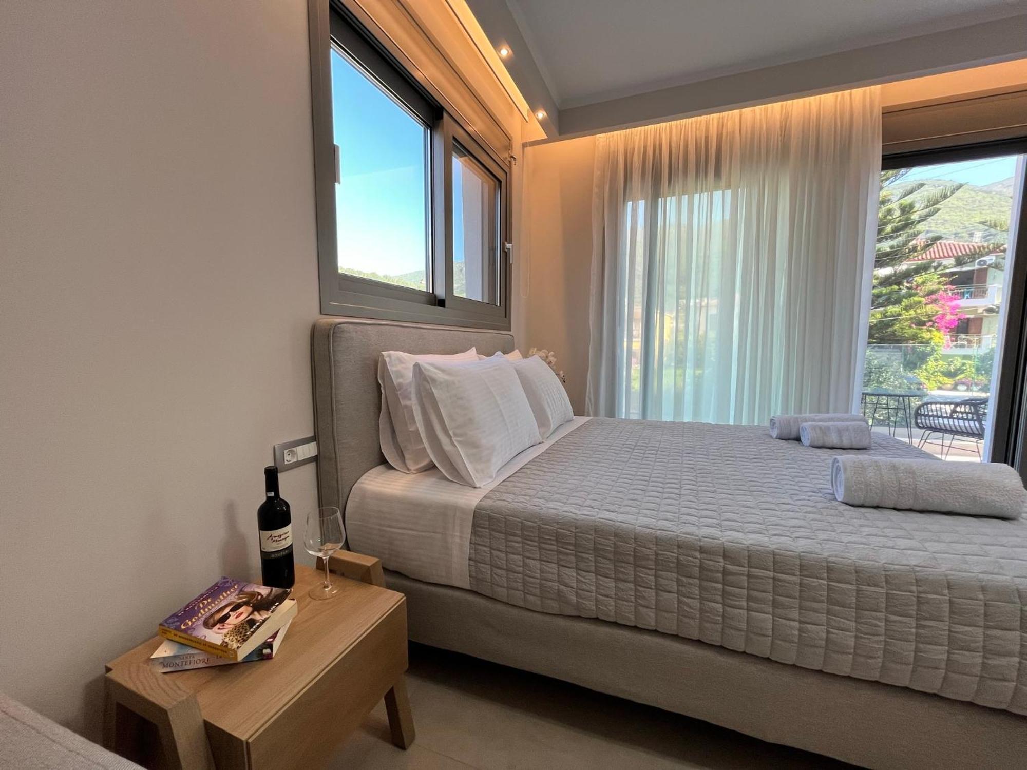 Maison Deluxe Studios And Apartment Parga Eksteriør billede