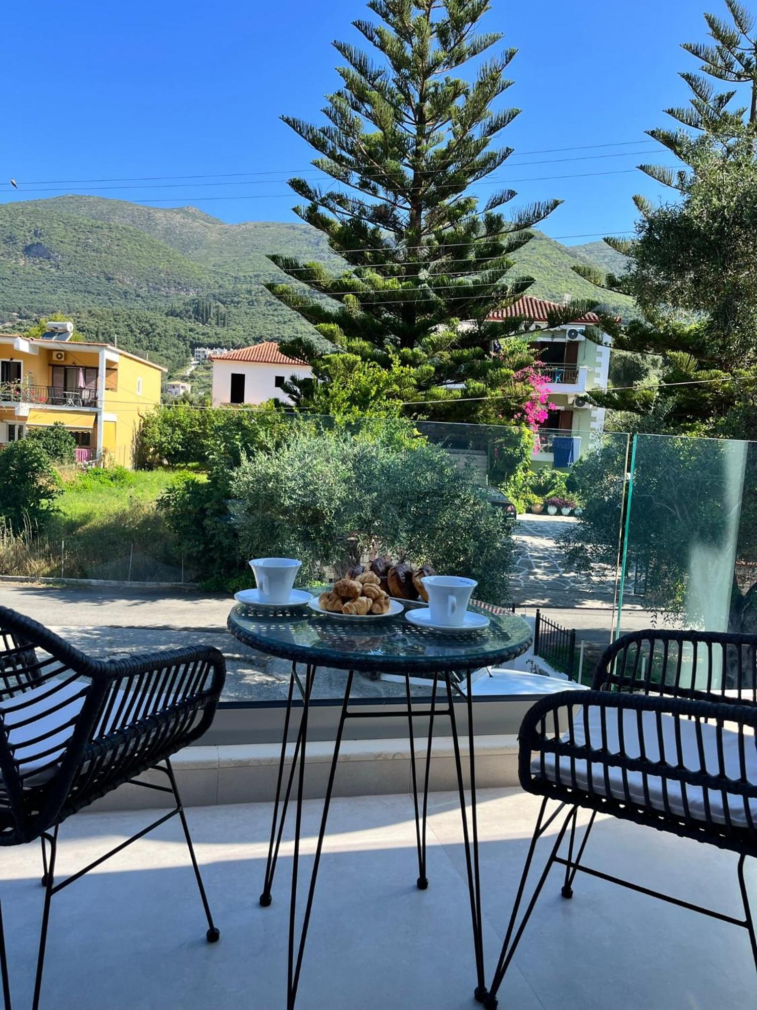 Maison Deluxe Studios And Apartment Parga Eksteriør billede
